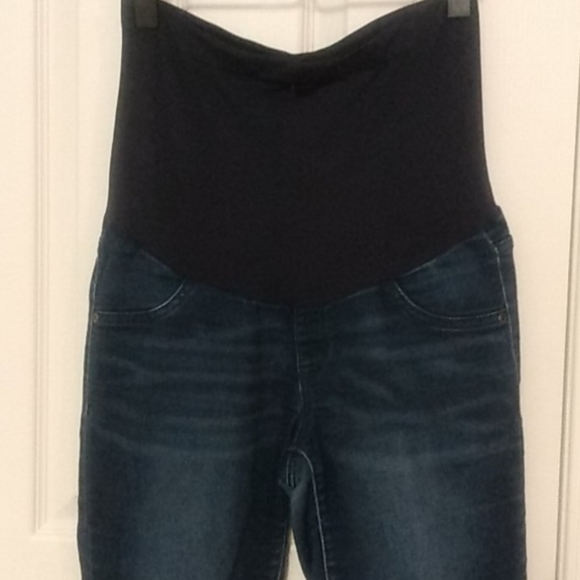 Maternity Crop Jegging - Picture 3 of 5